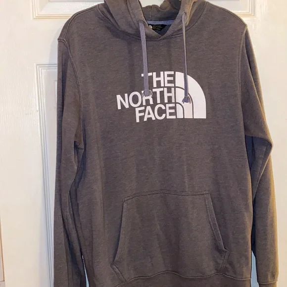 The North Face Men’s Medium. With hood. - Picture 3 of 8